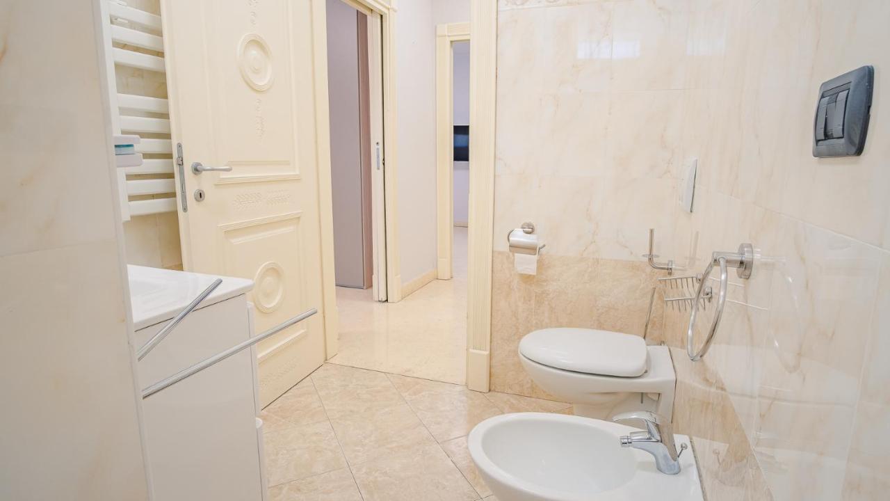 Relais Du Lac Loft - Italian Homing Desenzano del Garda Eksteriør billede